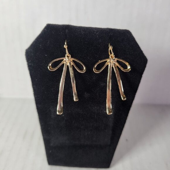 Revolve Peter+June Gold Plated Elegant Classic Dainty Ribbon Bow Drop Earrings - Picture 1 of 2